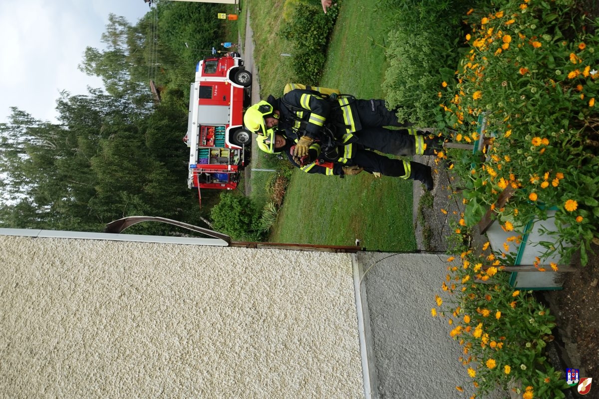 Brandeinsatz durch Blitzschlag