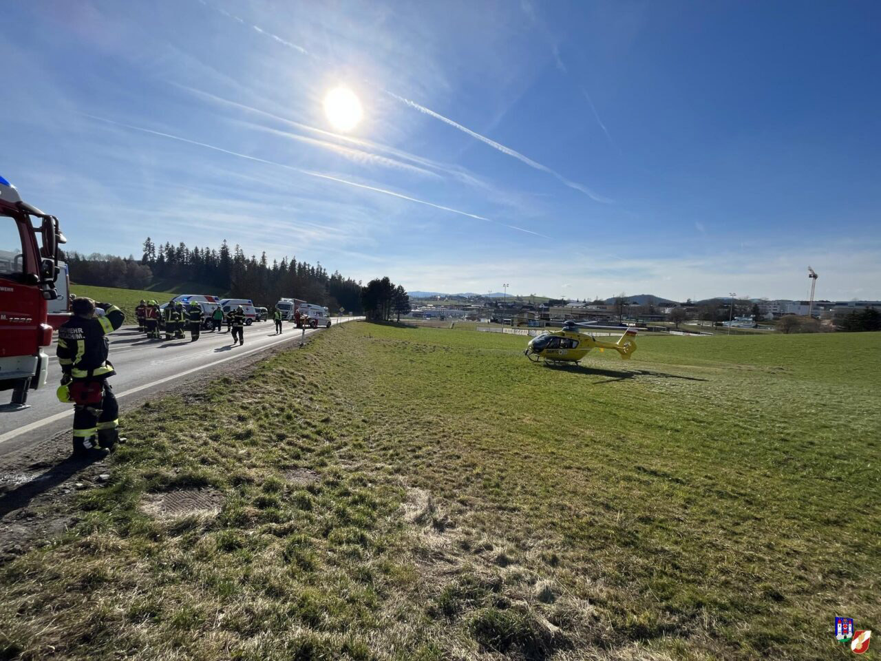 Verkehrsunfall mit eingeklemmter Person in Rohrbach