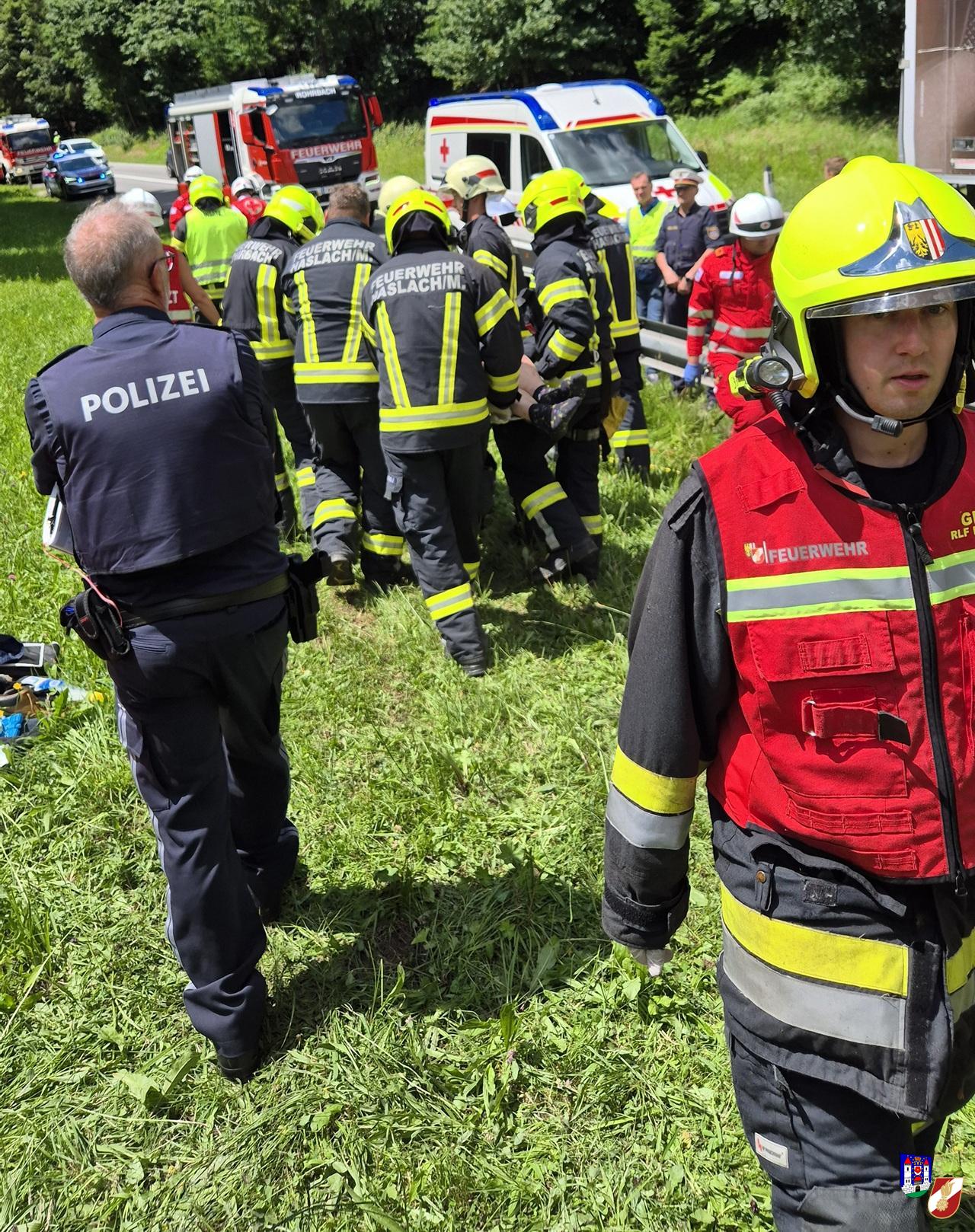 Verkehrsunfall mit Personenrettung in Rohrbach